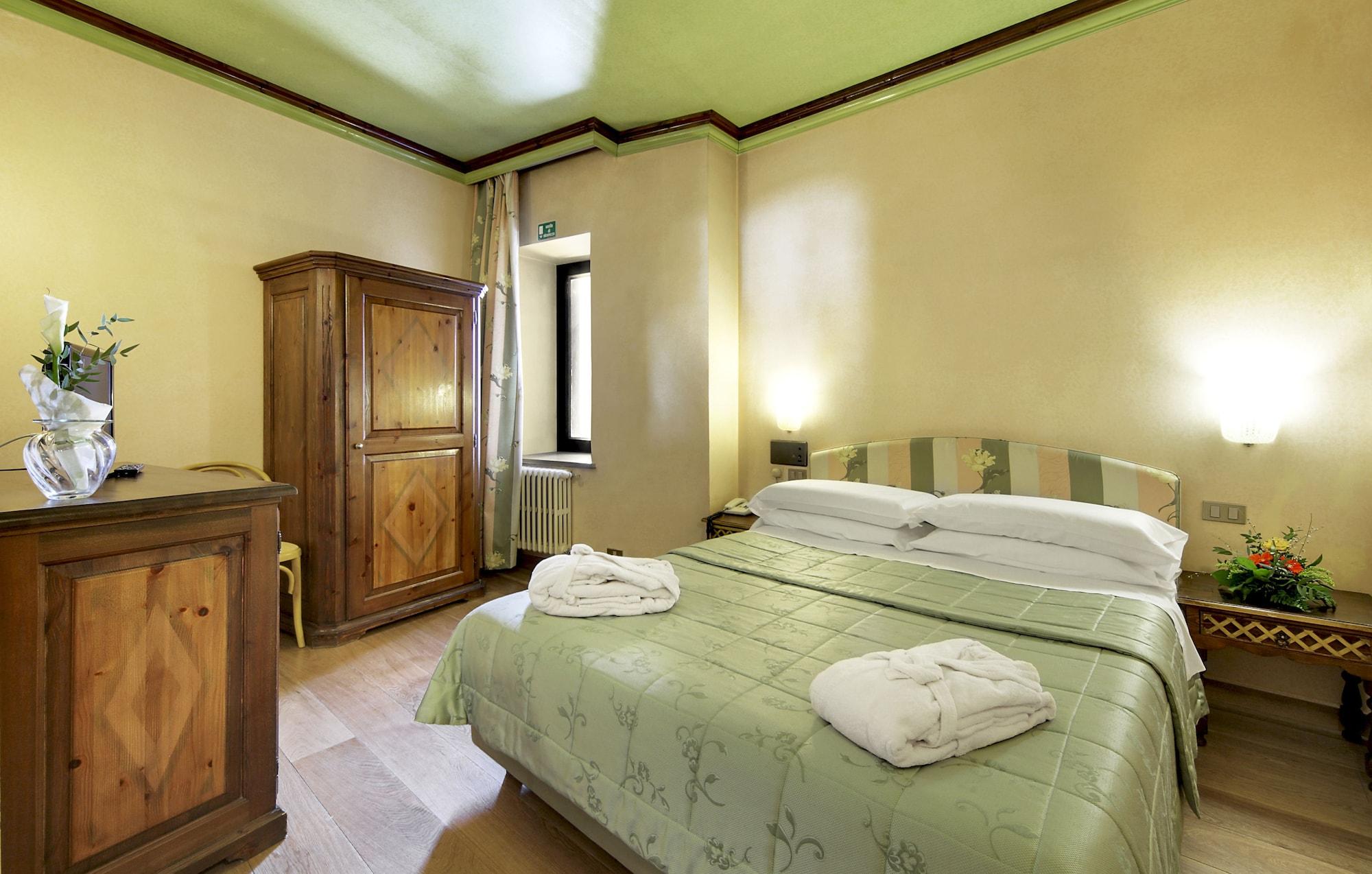 Hotel Club Relais Des Alpes Madonna Εξωτερικό φωτογραφία