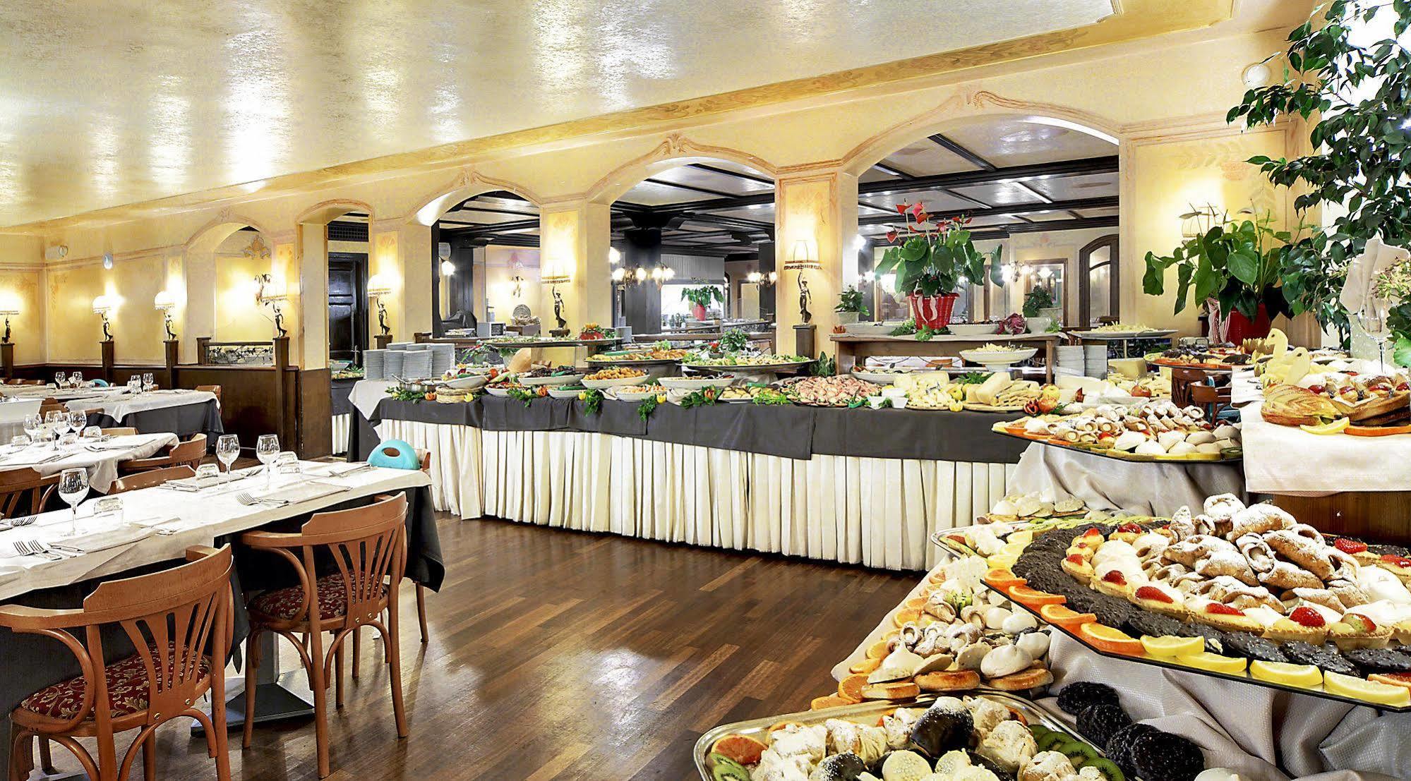 Hotel Club Relais Des Alpes Madonna Εξωτερικό φωτογραφία